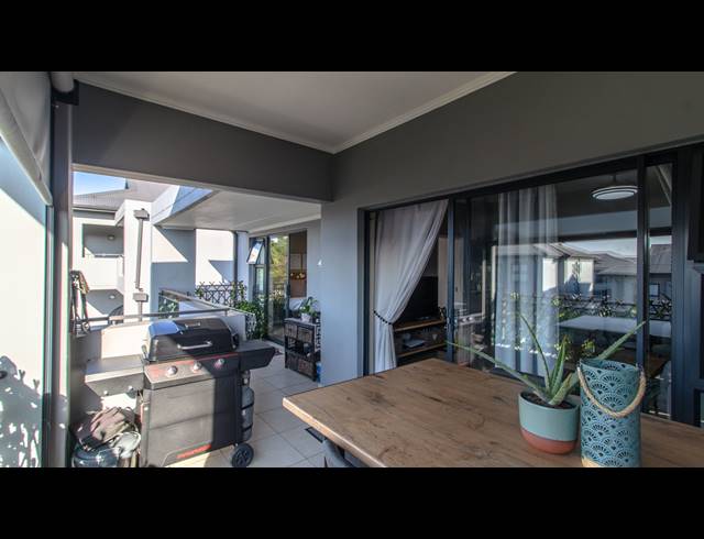 1 BEDROOM APARTMENT FOR SALE IN MODDERFONTEIN